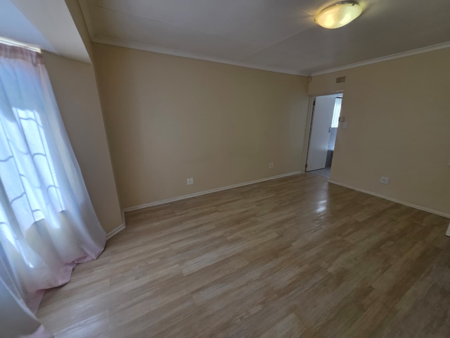 3 Bedroom Property for Sale in Groenvallei Western Cape